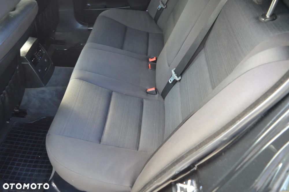 BMW Seria 5 525d - 9