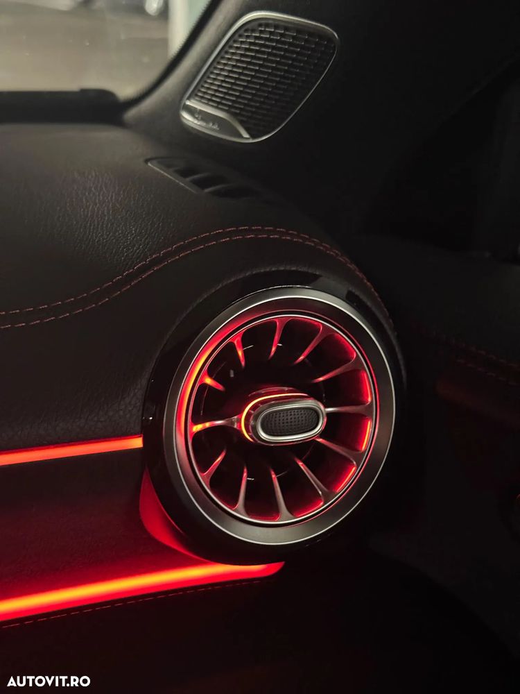 Mercedes-Benz CLA 35 AMG 4MATIC Coupe - 24