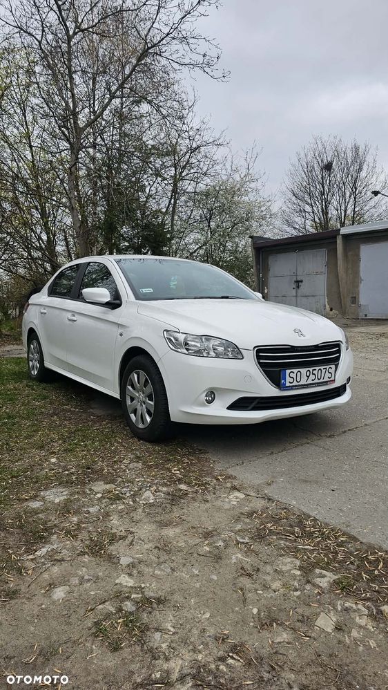 Peugeot 301 1.6 BlueHDi Active - 1