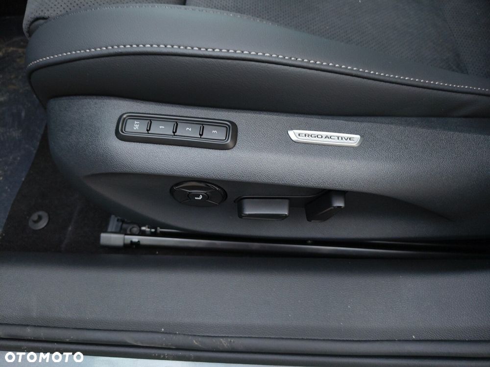 Volkswagen Passat - 21