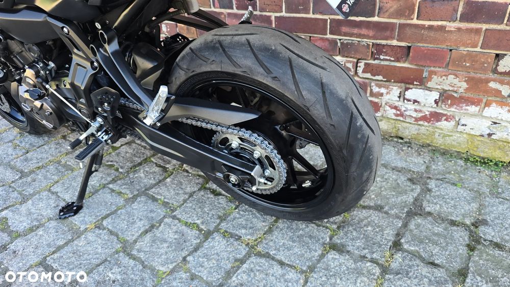 Yamaha MT - 12