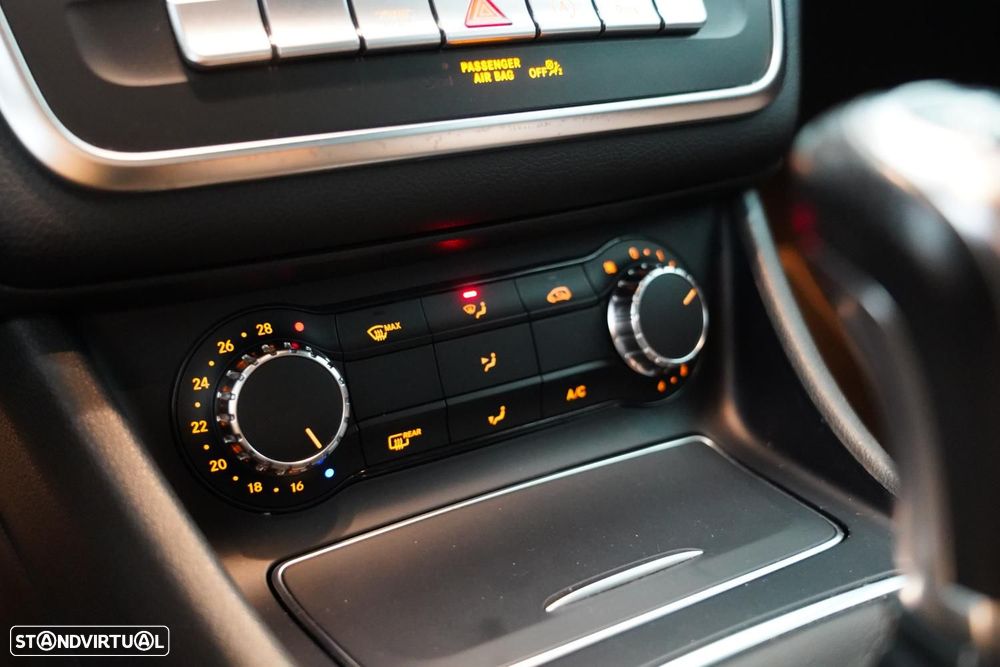 Mercedes-Benz CLA 180 d AMG Line - 13