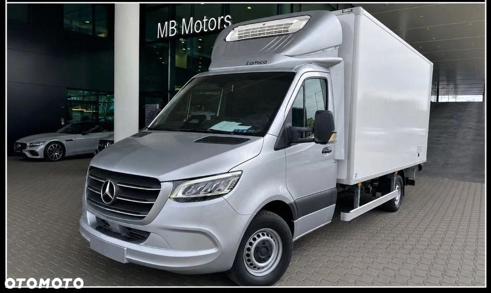 Mercedes-Benz Sprinter - 9