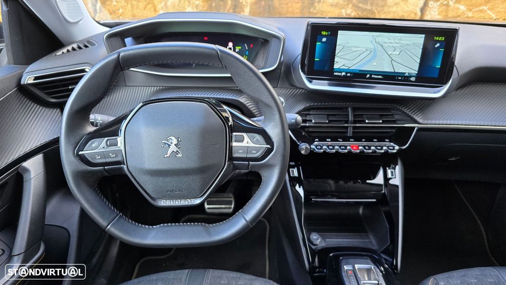 Peugeot e-2008 - 13