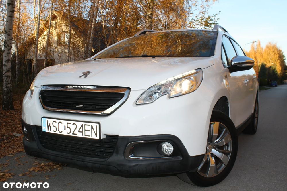 Peugeot 2008 PureTech 110 Style - 2