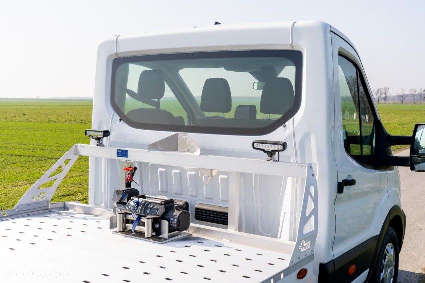 Ford Transit - 24