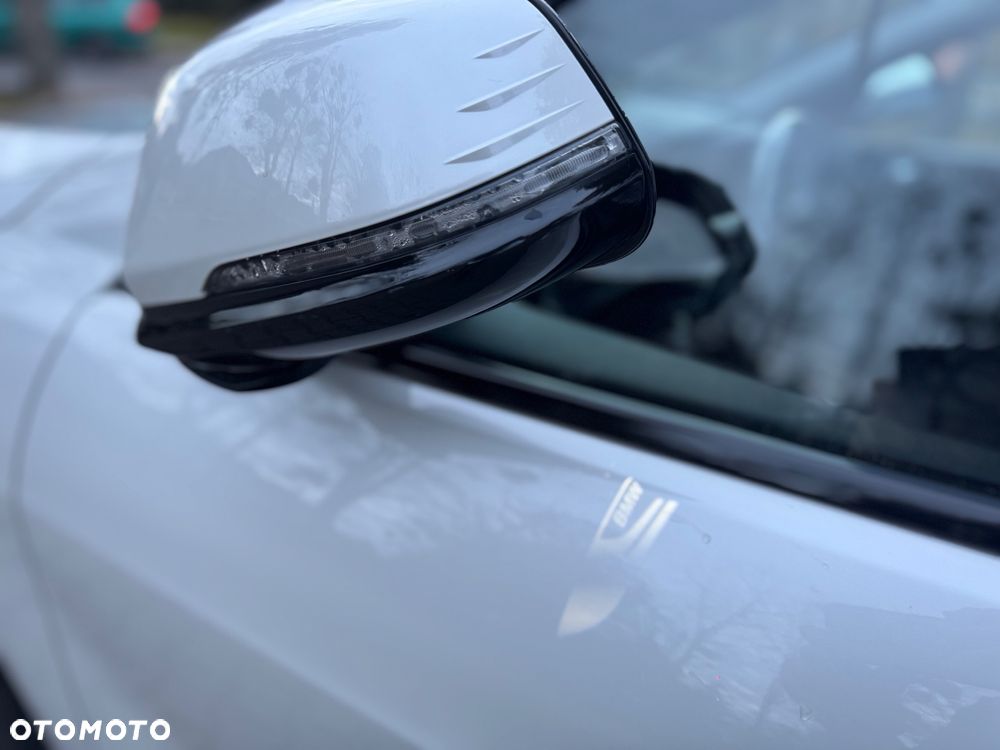 BMW Seria 1 118d Sport Line Shadow - 11