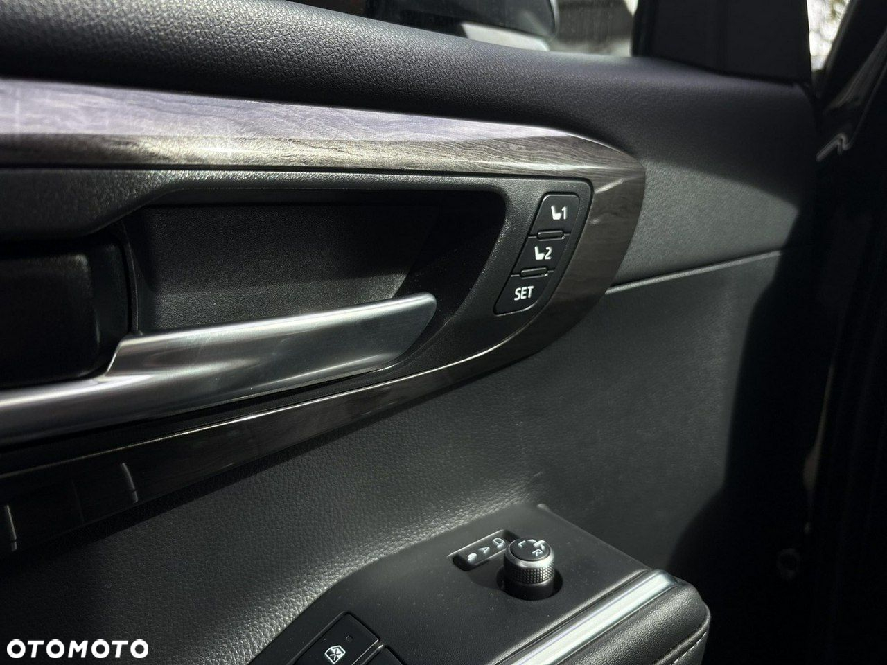 Toyota Highlander - 24