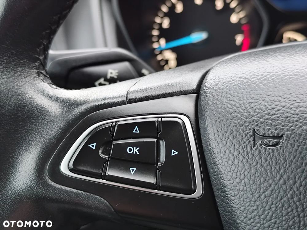 Ford Focus 1.0 EcoBoost Start-Stopp-System COOL&CONNECT DESIGN - 18