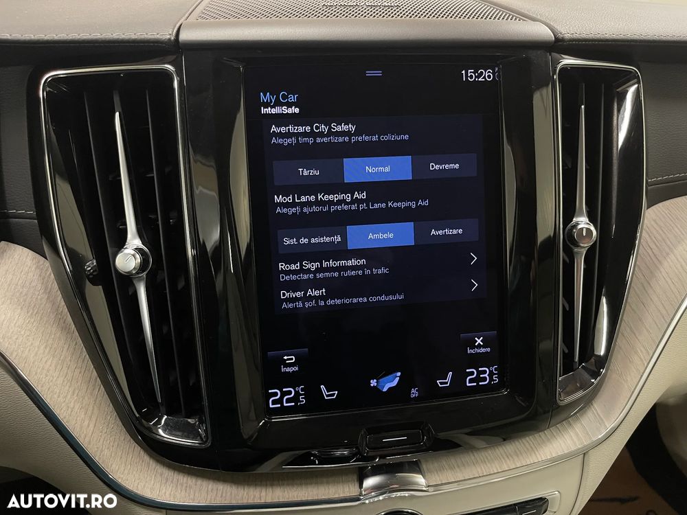 Volvo XC 60 B4 MHEV AWD Inscription - 20