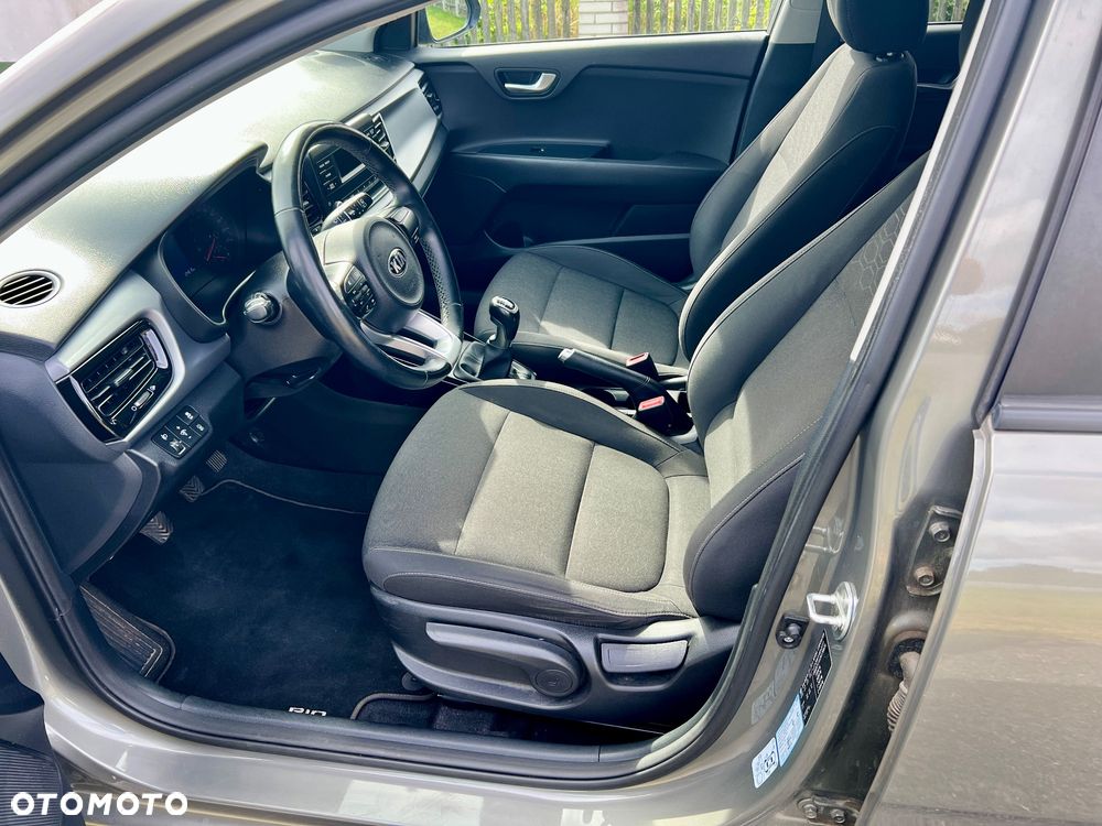 Kia Rio 1.0 T-GDI 100 Dream-Team Edition - 7