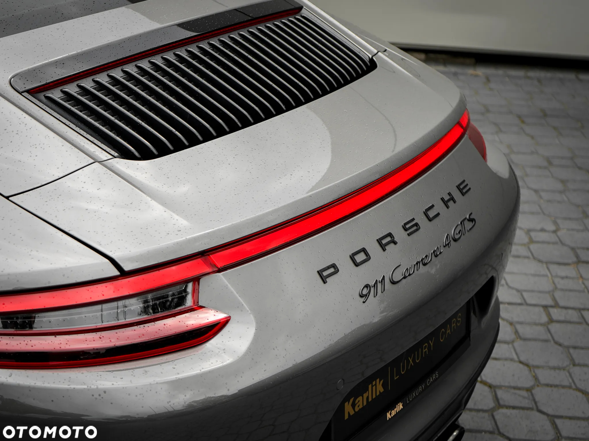 Porsche 911 Carrera 4 GTS PDK - 9