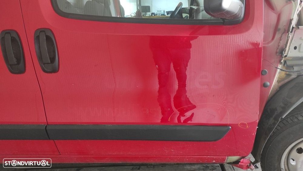 PORTA FRENTE DIREITA FIAT FIORINO BáSICO - 4