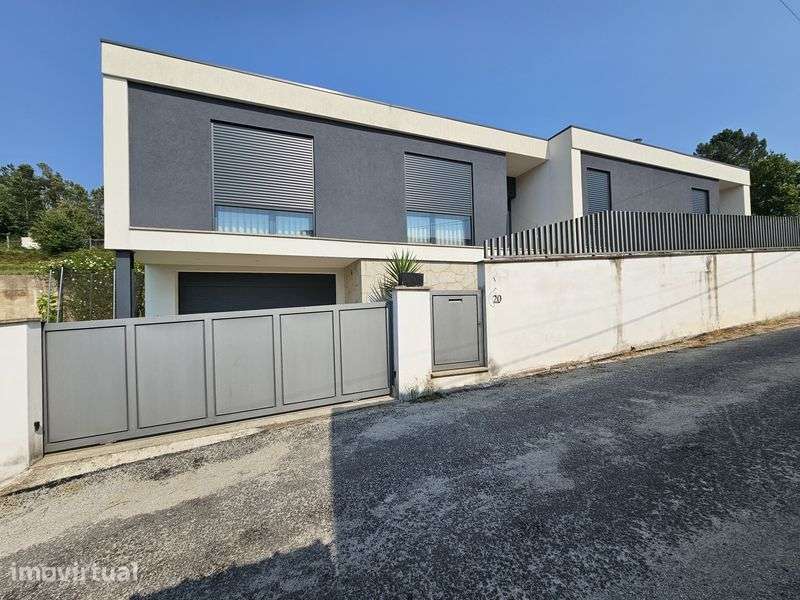 Moradia T3+1 com jardim e piscina - Grande imagem: 3/12