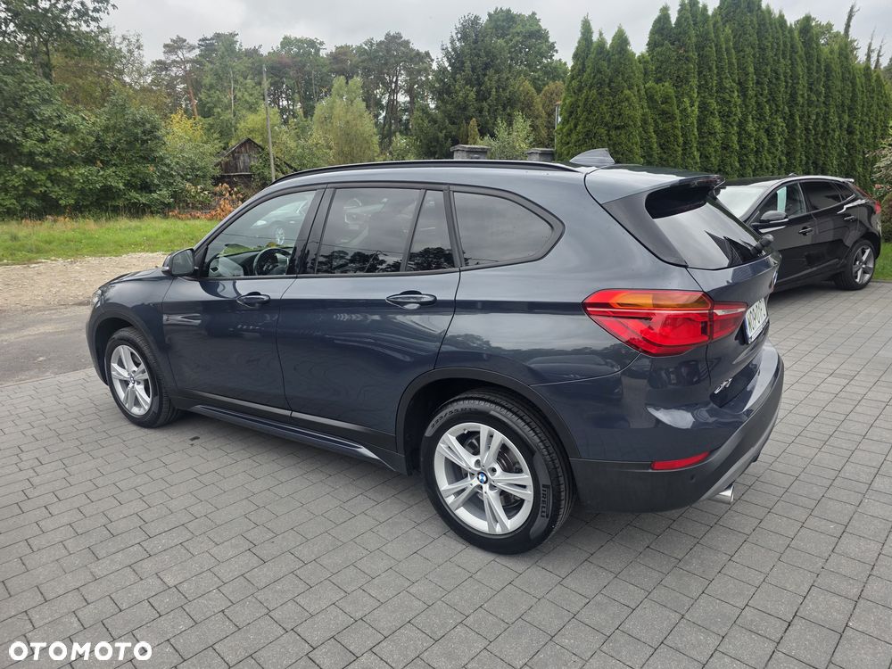 BMW X1 xDrive20d Sport Line - 8