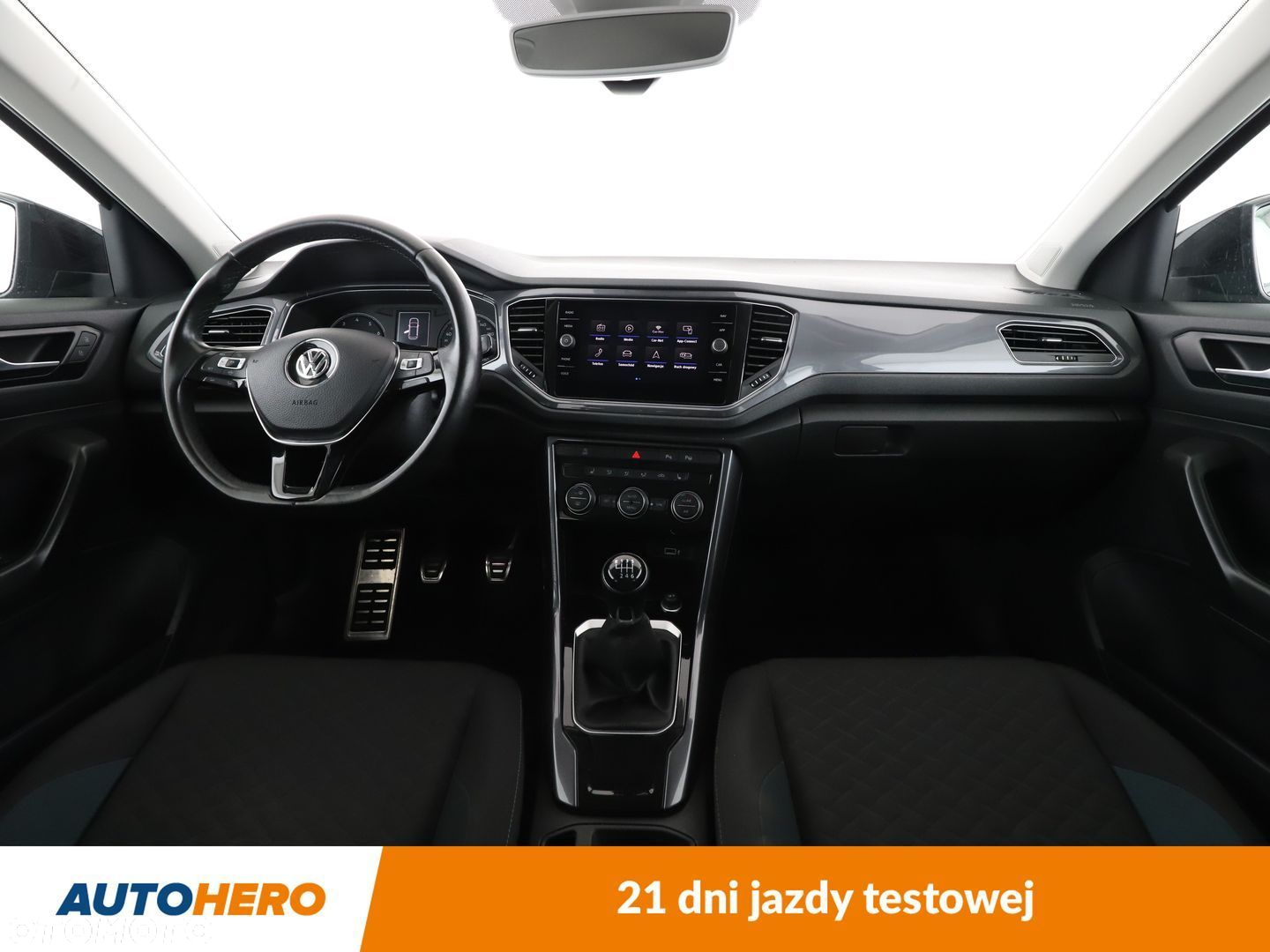 Volkswagen T-Roc - 12