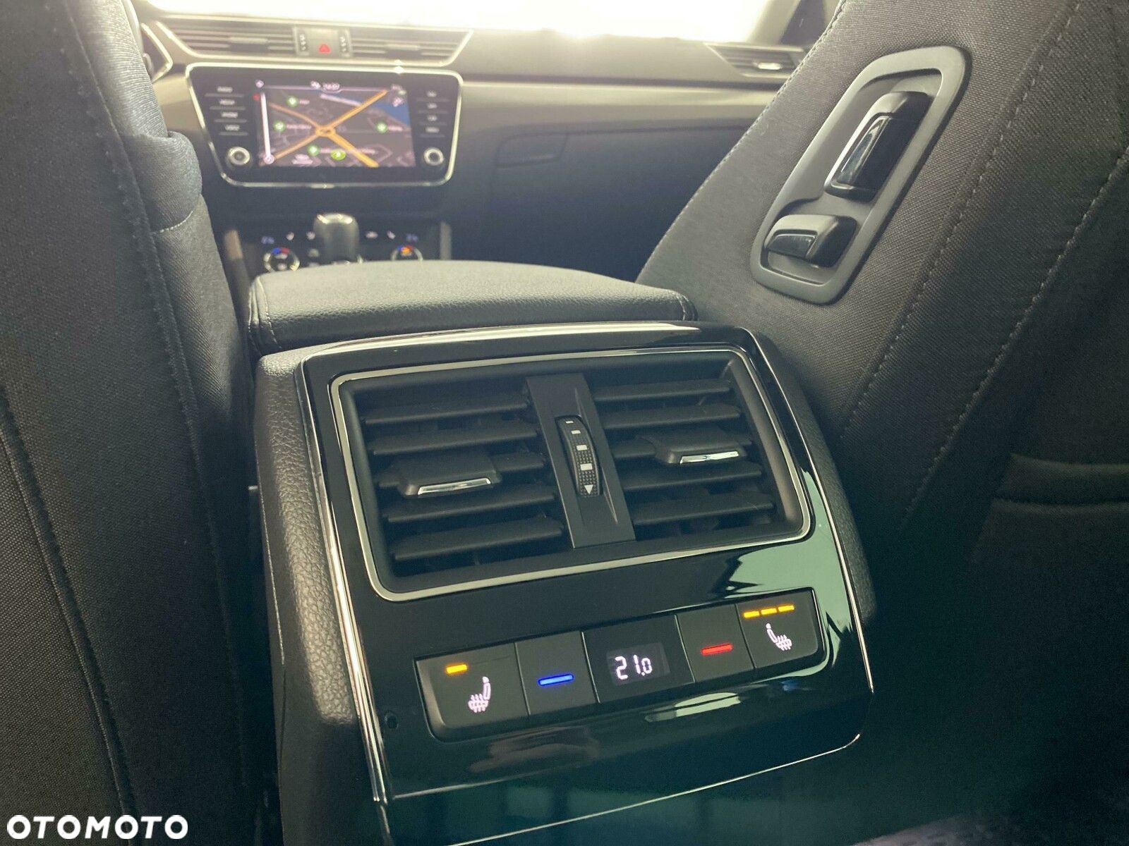Skoda Superb 2.0 TSI Style DSG - 17