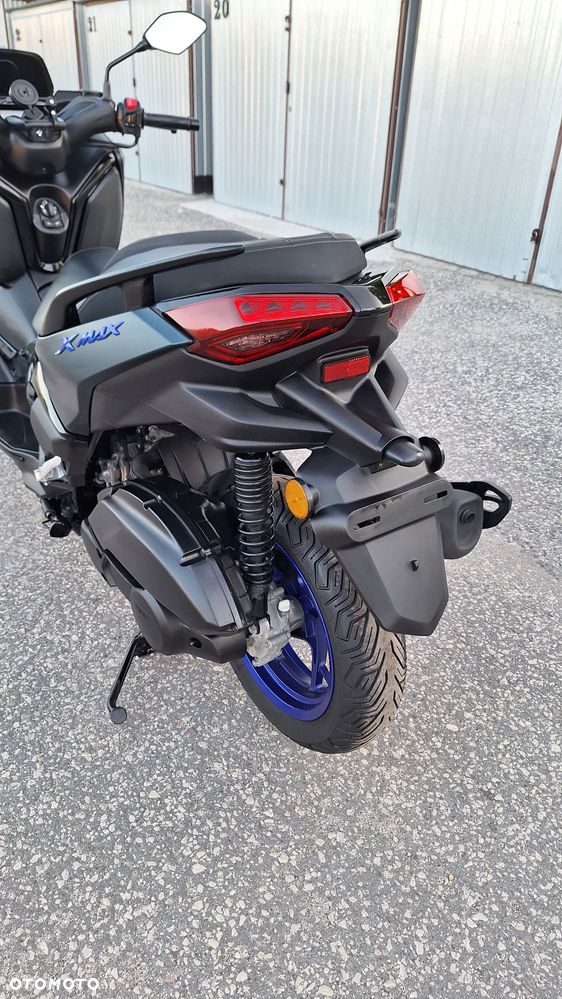 Yamaha X-max - 8