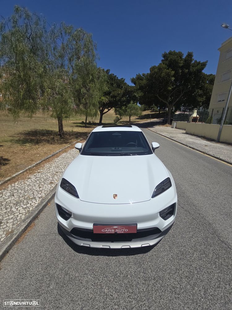 Porsche Macan Electric - 20