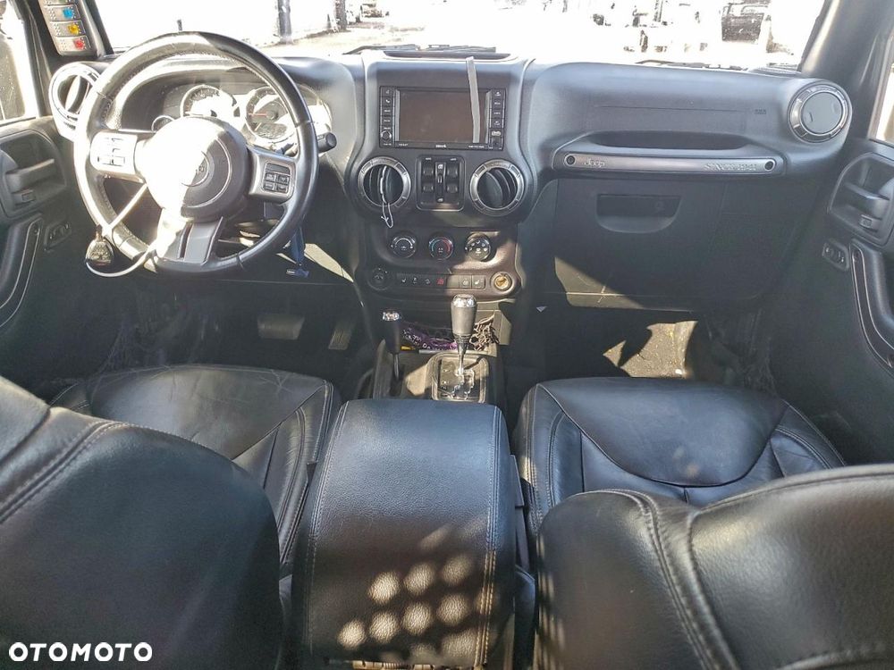 Jeep Wrangler Unlimited 3.6 Automatik Sahara - 7