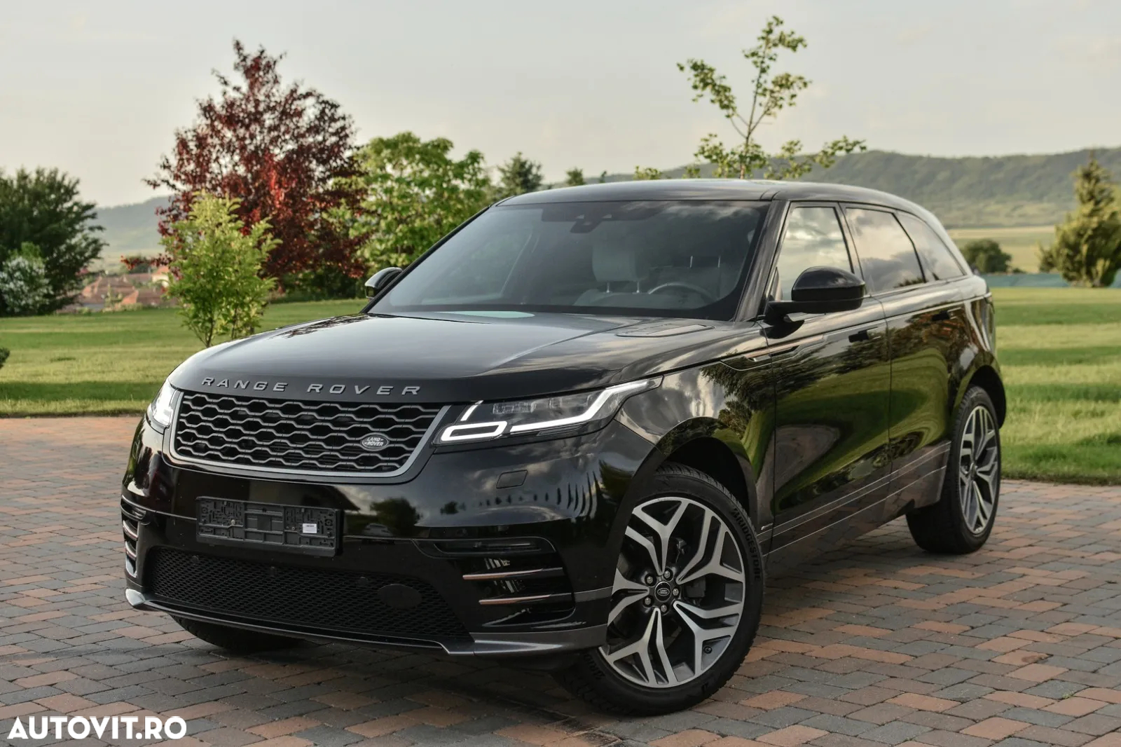 Land Rover Range Rover Velar 2.0 R-Dynamic HSE - 13