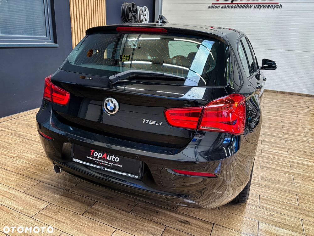 BMW Seria 1 118d Sport Line - 9
