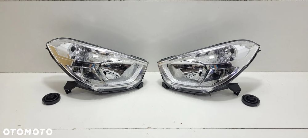 DACIA LODGY DOKKER 12- LAMPA LAPMY PRZÓD PRZEDNIE NOWE - 1