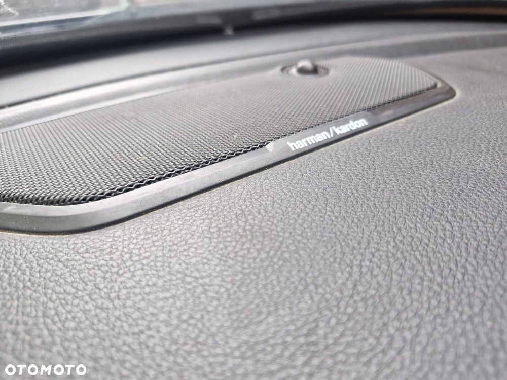 RAM 1500 Crew Cab Shortbed Laramie - 13