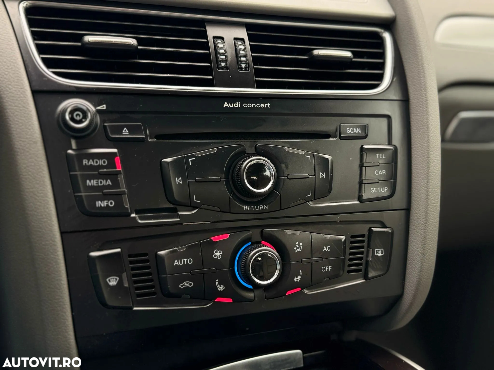 Audi A4 2.0 TDI Multitronic Avant - 35