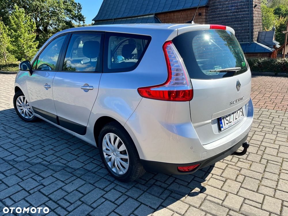 Renault Scenic dCi 110 Paris - 5