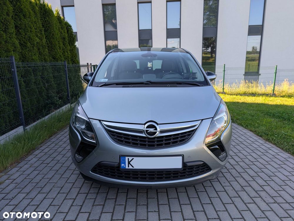 Opel Zafira - 2