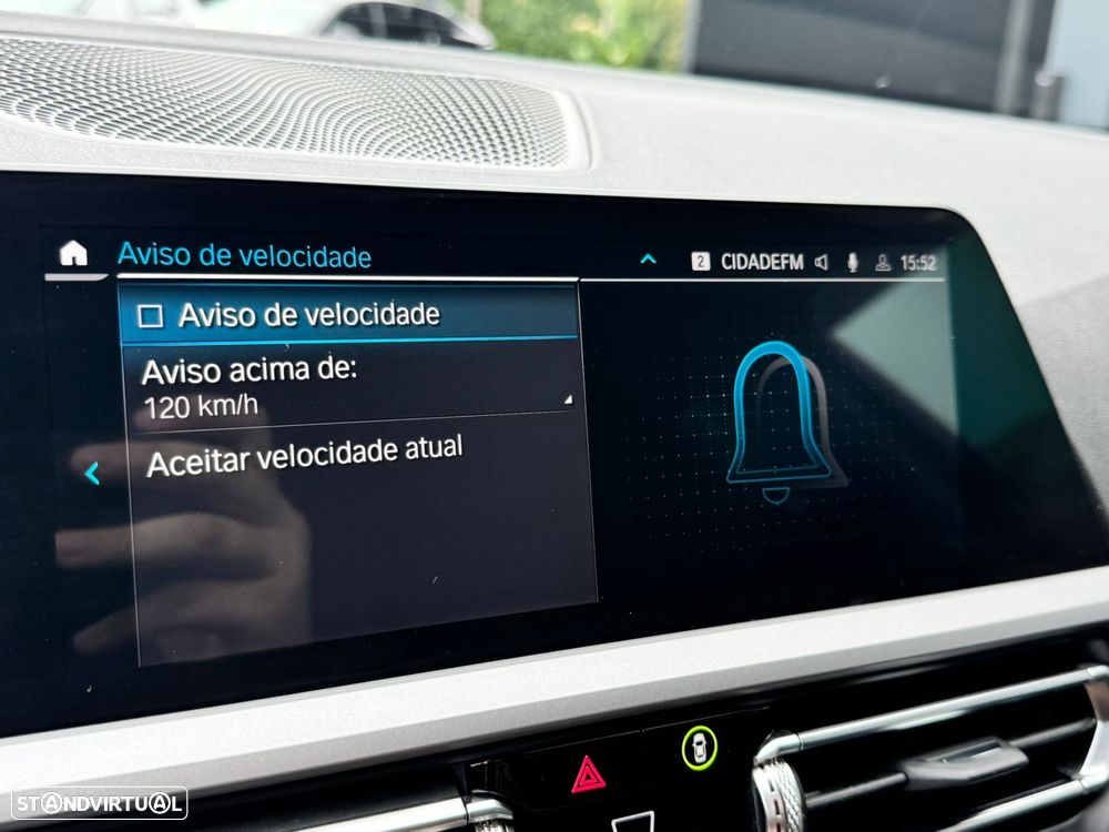 BMW 320 e Touring Auto - 46