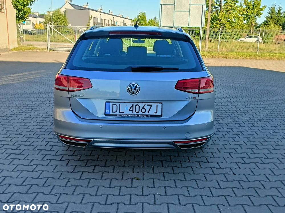 Volkswagen Passat Variant 2.0 TDI SCR (BlueMotion Technology) Highline - 9