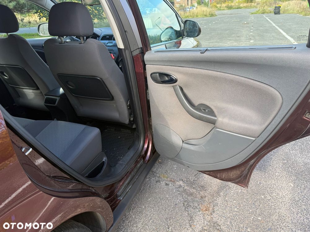 Seat Altea XL 1.6 Stylance - 32