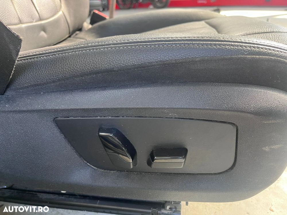 Interior Negru BMW Seria 5 G30 Piele Electric - 5