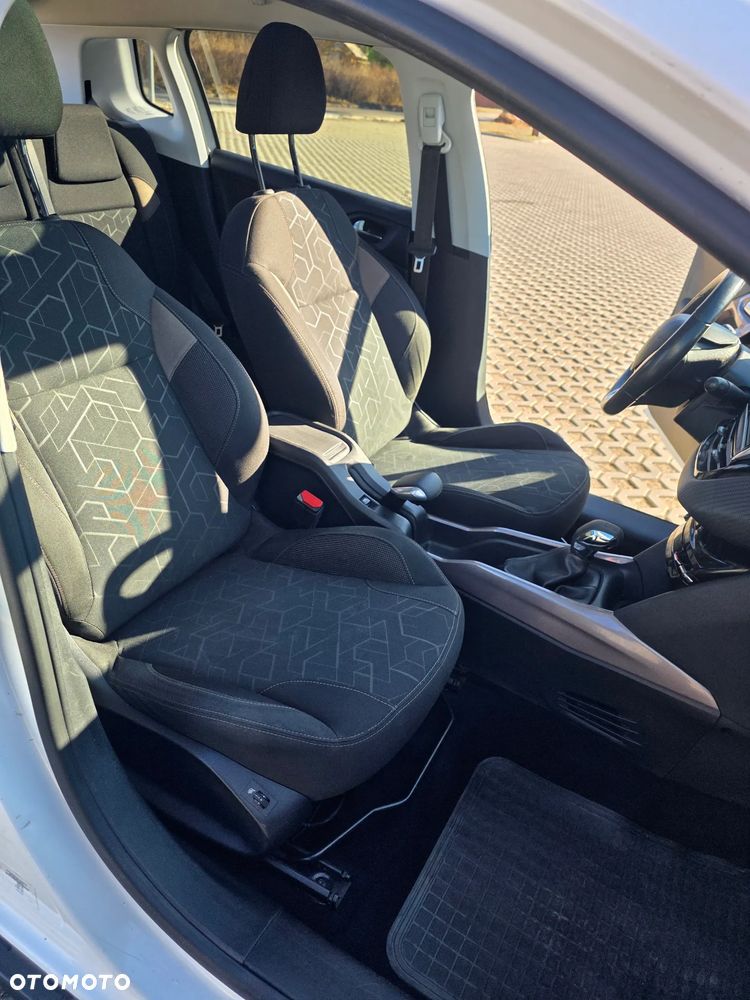 Peugeot 2008 PureTech 82 Style - 26