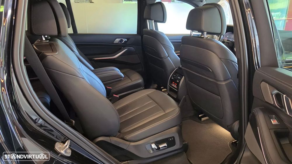BMW X7 40 d xDrive Pack M - 58