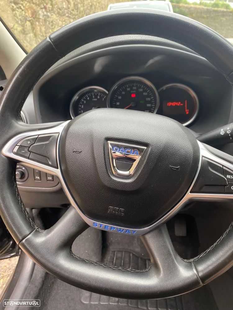 Dacia Logan MCV 0.9 TCe Stepway - 24