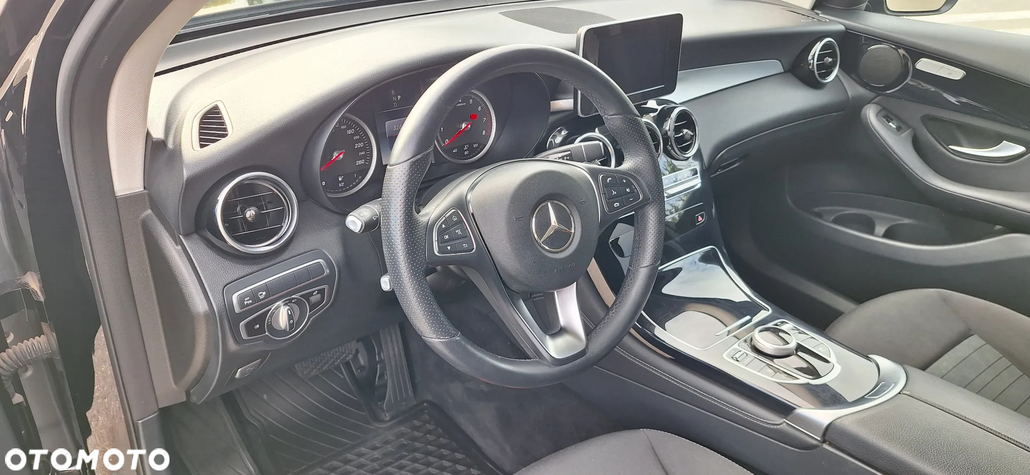 Mercedes-Benz GLC 250 4-Matic - 16
