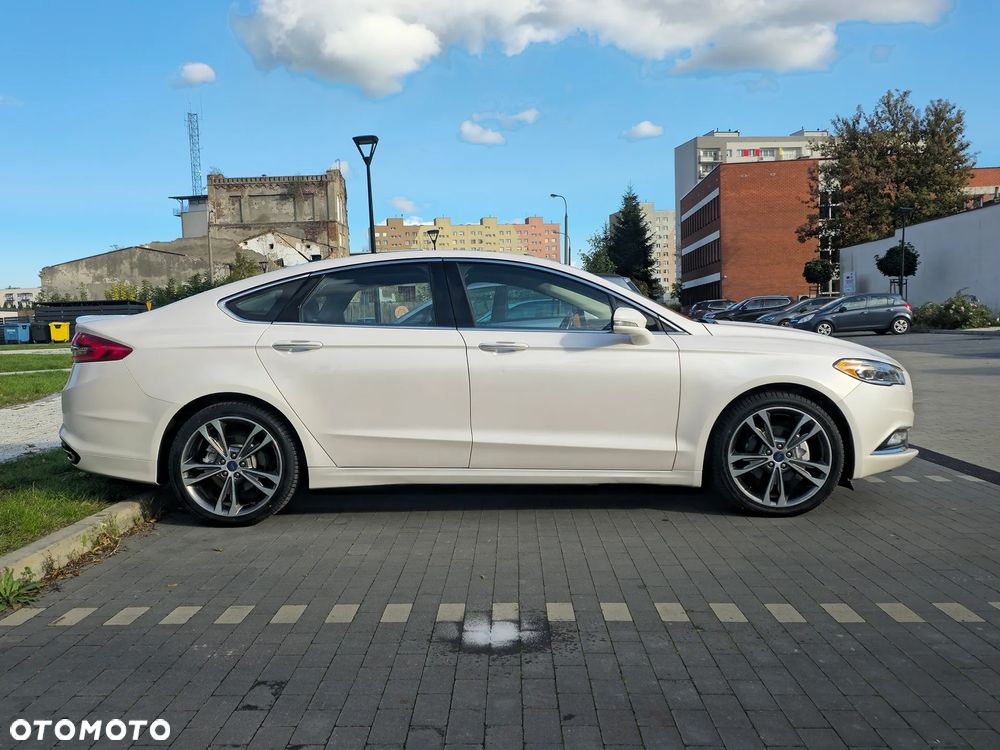 Ford Mondeo 2.0 EcoBoost Titanium - 2