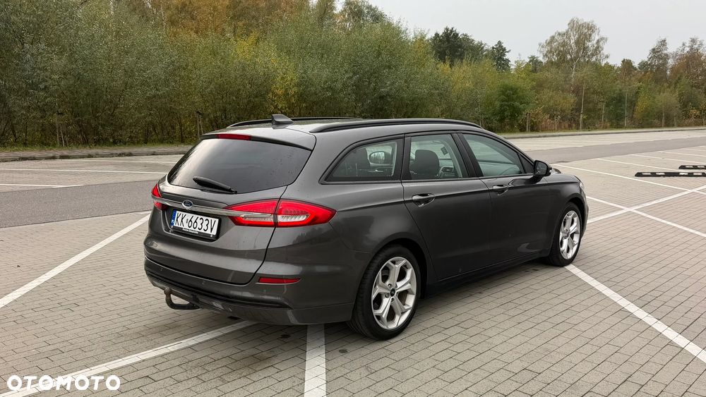 Ford Mondeo 2.0 EcoBlue Titanium - 9