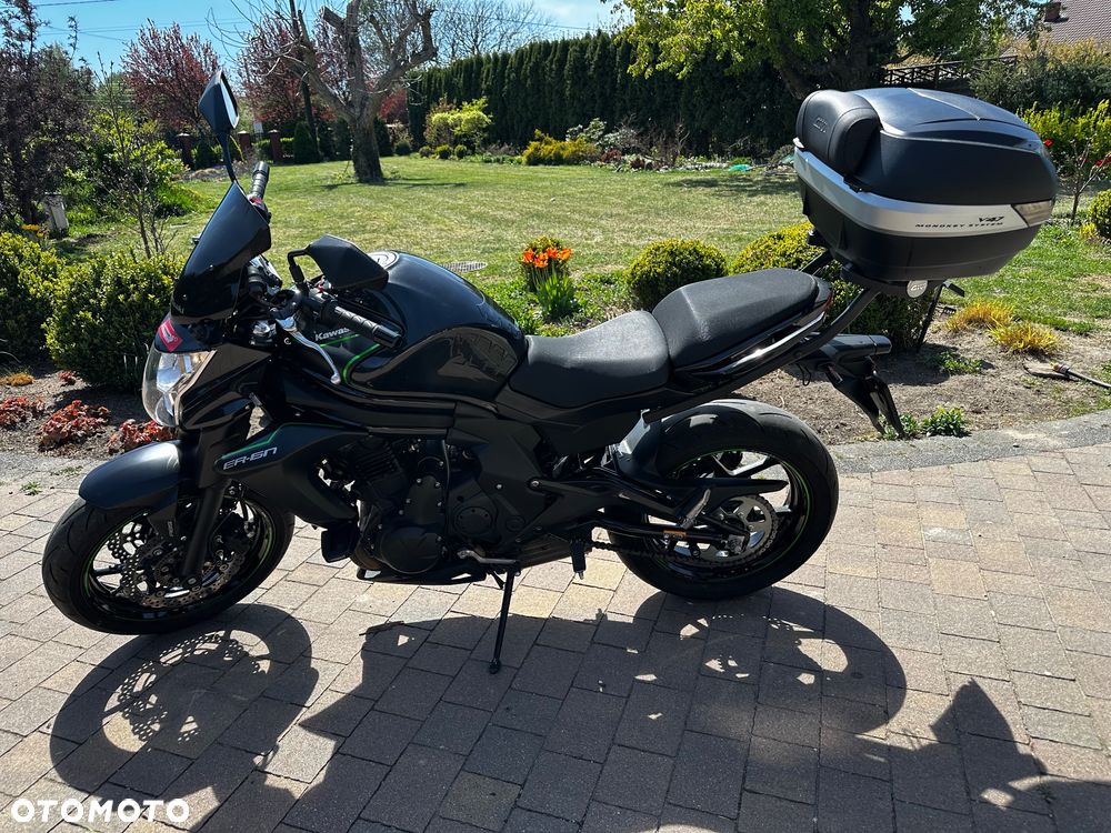 Kawasaki ER - 9