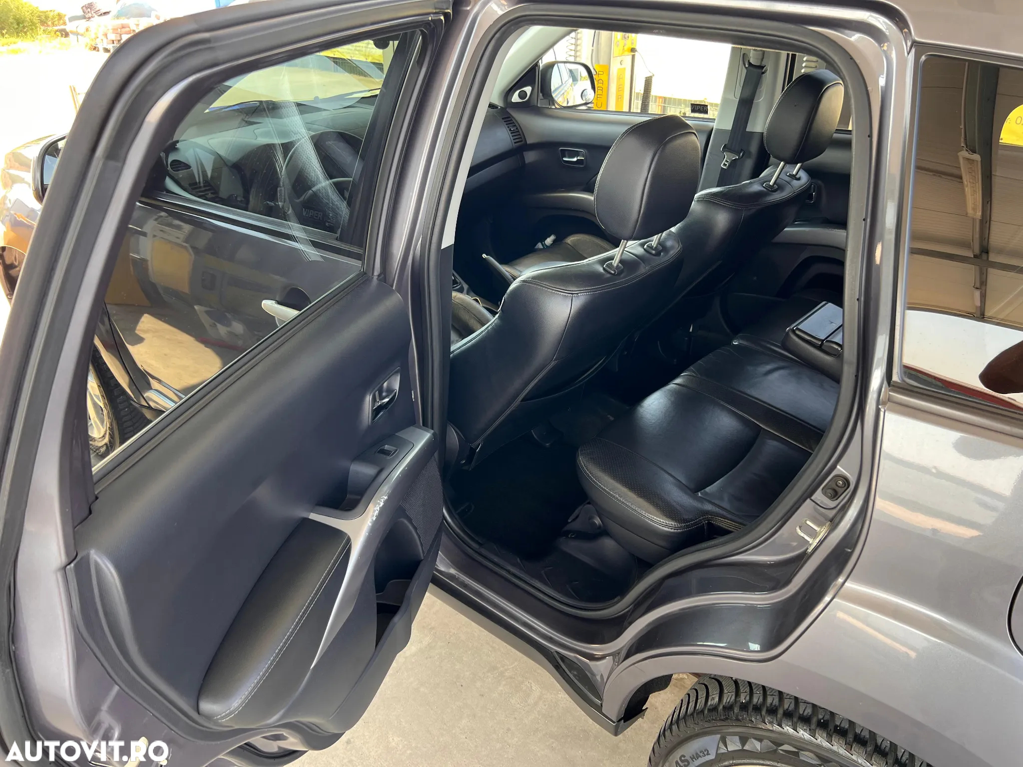 Mitsubishi Outlander 2.0 DI-D Instyle+ - 18