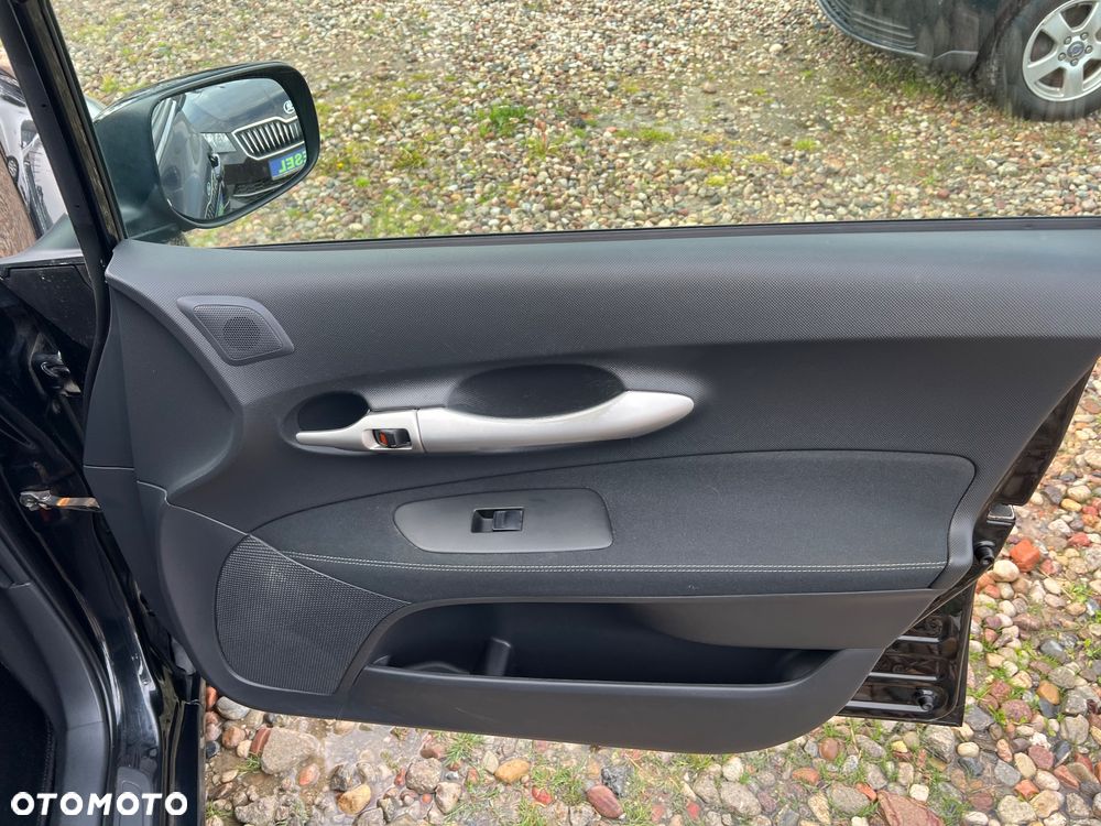 Toyota Auris 1.4 D-4D Edition - 28