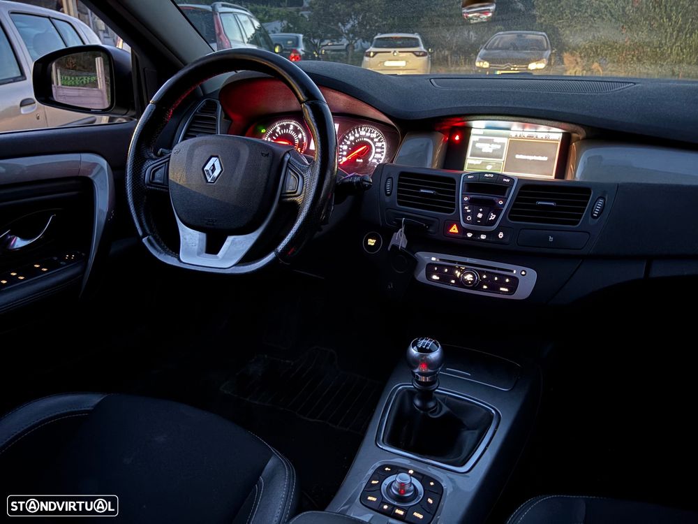 Renault Laguna Break 1.5 dCi Dynamique S - 10