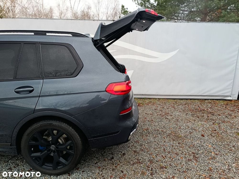 BMW X7 - 31