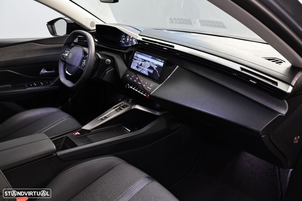 Peugeot 308 SW 1.2 PureTech Allure EAT8 - 21