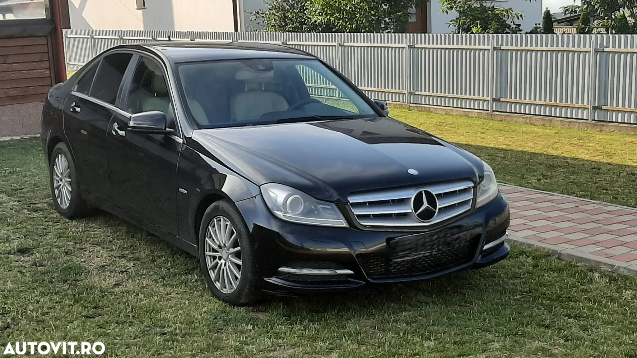 Mercedes-Benz C - 19