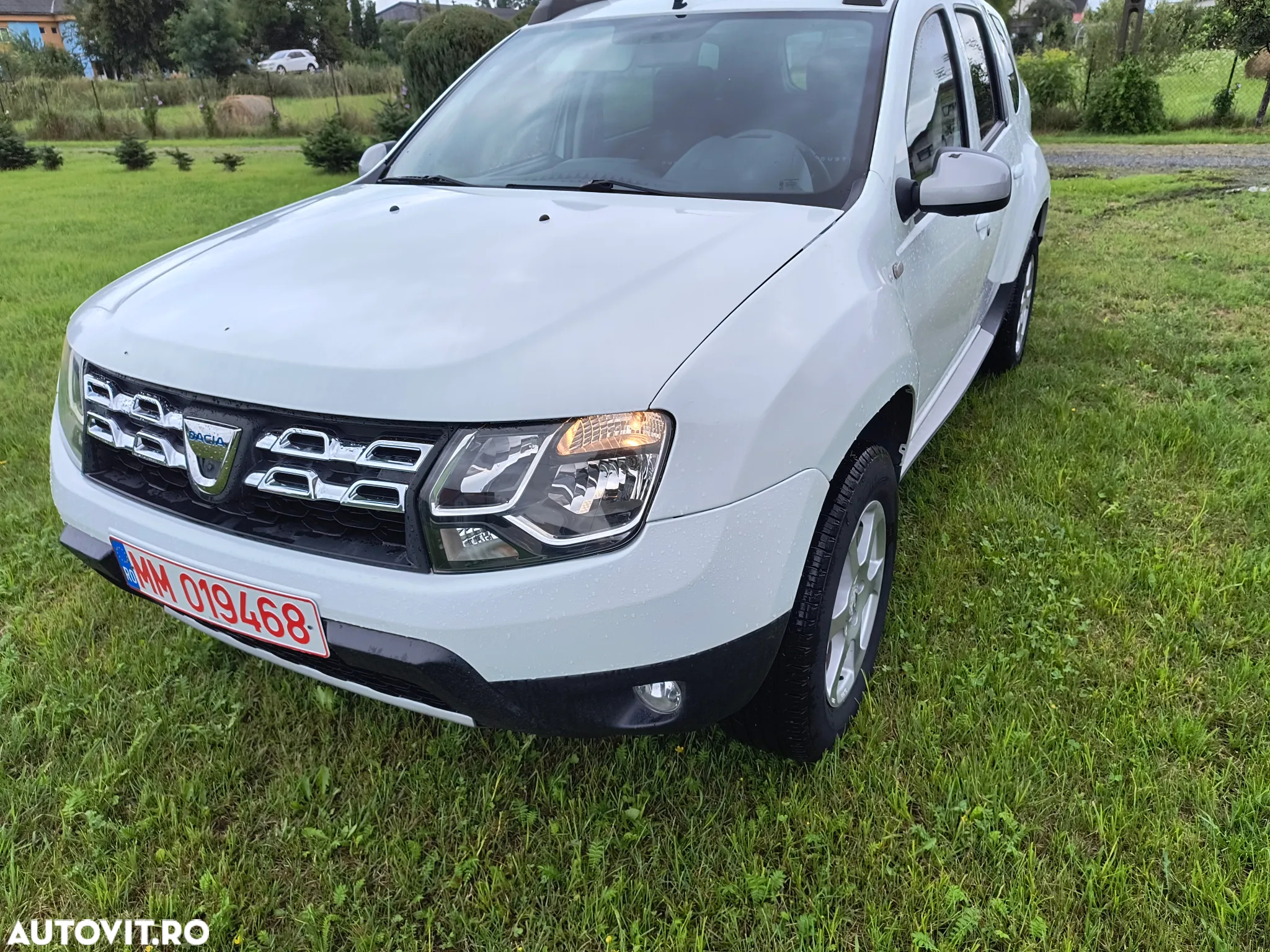 Dacia Duster 1.5 dCi 4x2 Laureate - 2