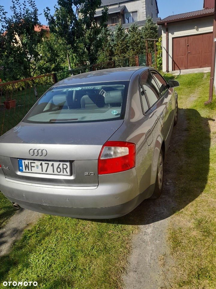 Audi A4 Limousine 2 - 1